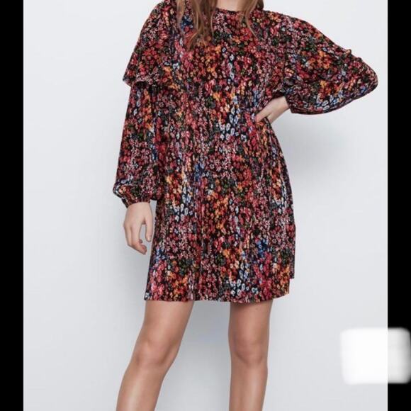 Zara Womens Micro Pleated Floral Detail Puff Sleeve Ruffled Dress Size Medium - Picture 4 of 10